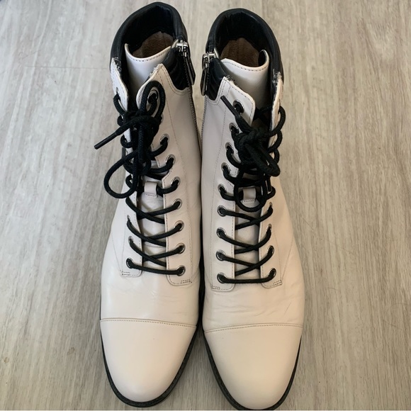 Michael Kors Leather Bastian Ankle Boots - Picture 7 of 12